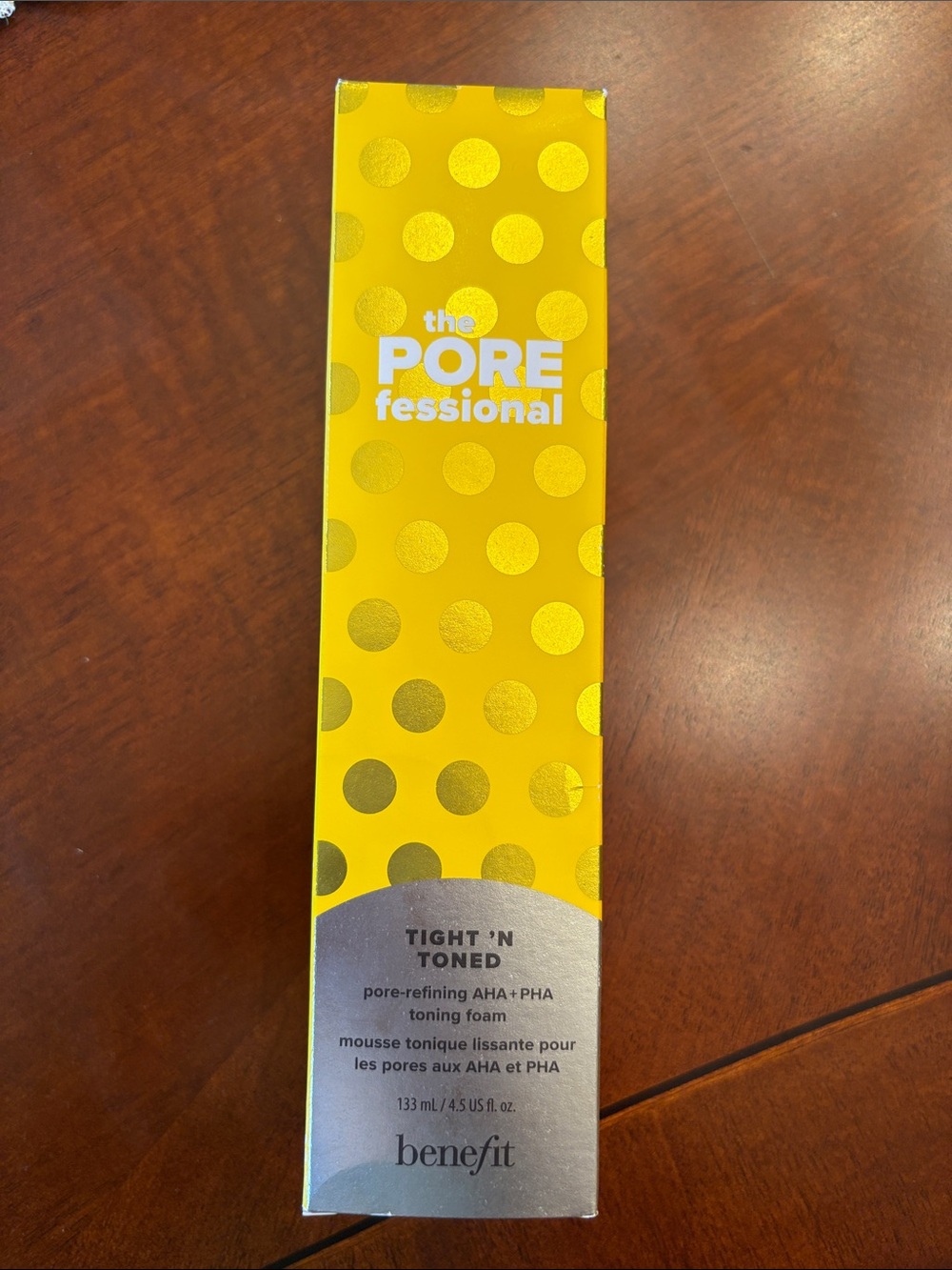 Benefit the pore fessional tight n toned toning foam brand new